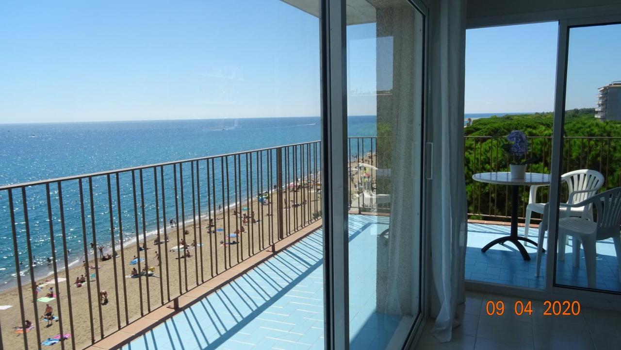 Apartament La Vista Bonica Бланес Экстерьер фото