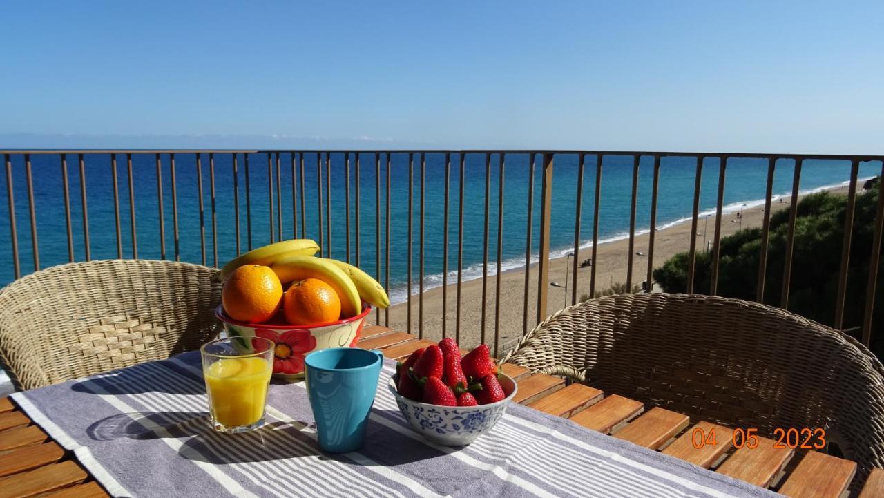 Apartament La Vista Bonica Бланес Экстерьер фото